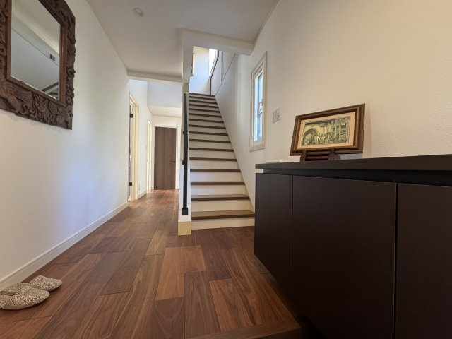 中央区水道町2丁目　中古戸建の玄関