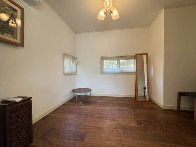 中央区水道町2丁目　中古戸建の洋室