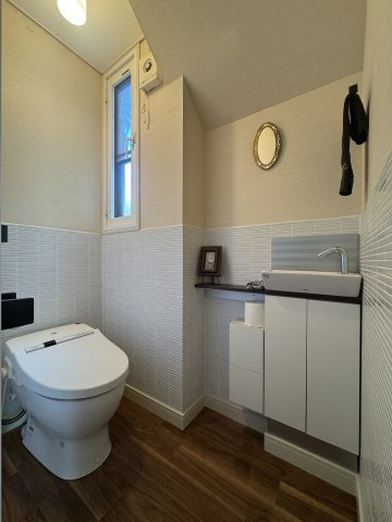 中央区水道町2丁目　中古戸建のトイレ