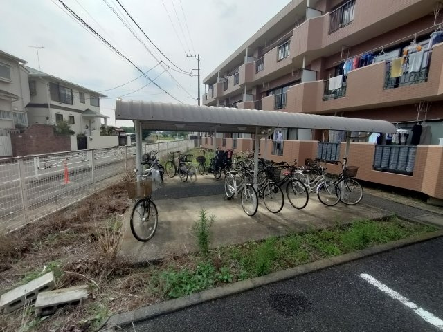 グランパレスT・Sのその他共用部分|駐輪場です