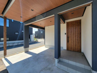 【外観】 | カバードポーチ