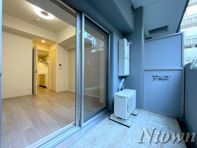 【バルコニー】 | プレサンス葵デュリス | バルコニーからの眺めを楽しみながら食事をしませんか