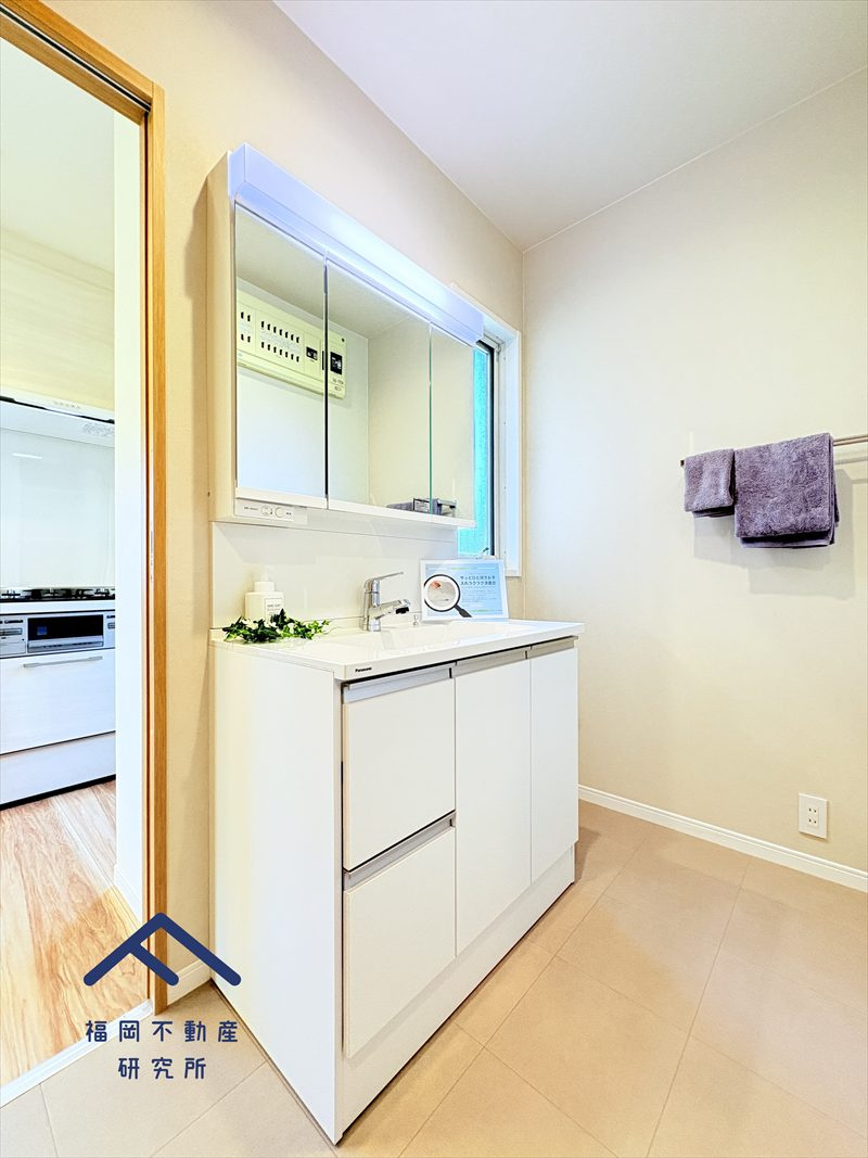 糟屋郡新宮町湊坂６丁目　戸建ての独立洗面台