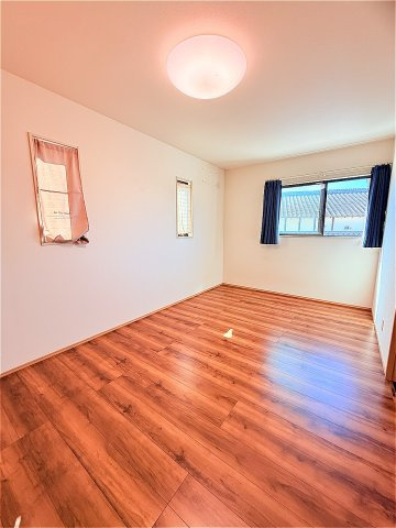 藤山中古戸建の洋室