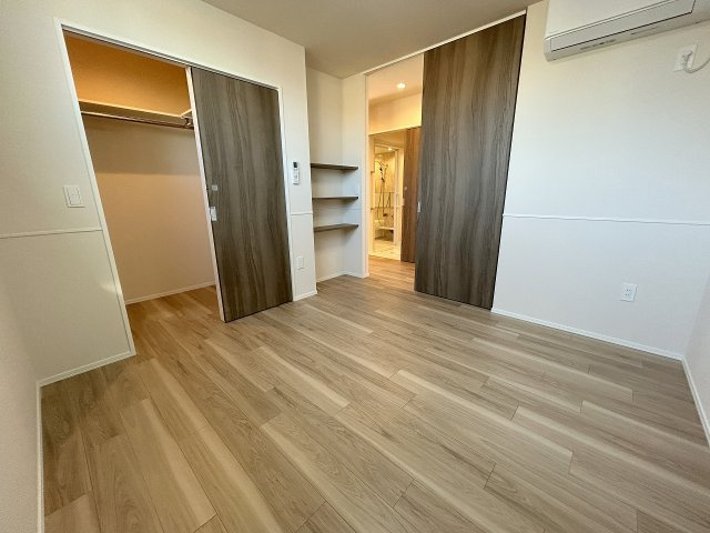 Ｇｒａｃｅ　ｃｏｕｒｔ東棟の洋室