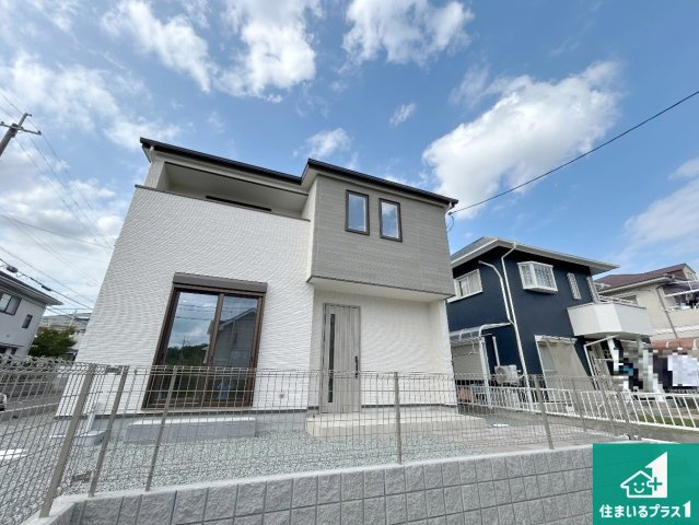 三田市つつじが丘南　新築一戸建ての外観|安心の10年保証！外観を美しく保ち、雨水で汚れを落とします！気になることがありましたら、お気軽にお問い合わせください！