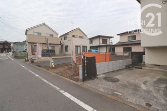 【前面道路含む現地写真】 | 閑静な住宅街にございます！