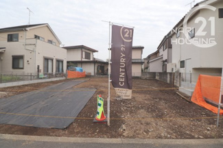 【前面道路含む現地写真】 | 前面道路含む現地写真です