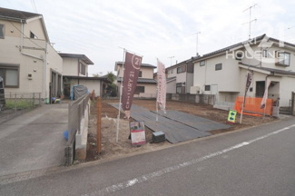 【前面道路含む現地写真】 | 前面道路含む現地写真です