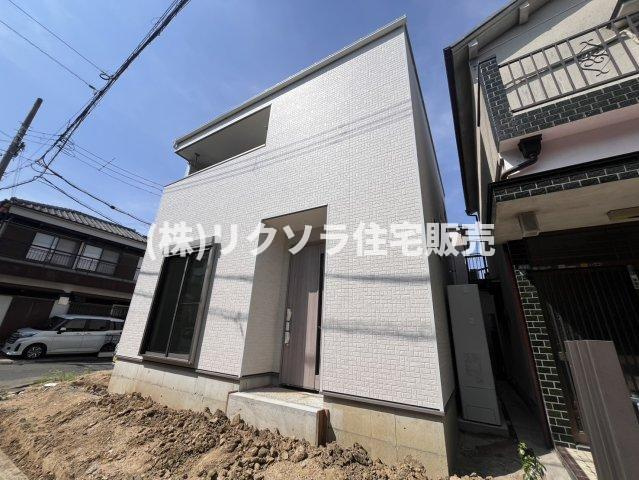 国松町　新築一戸建ての外観|新しい生活にいかがでしょうか？外観はお住まいの顔になります。こだわりたいポイントですね。外壁塗装や屋根塗装のご相談も承っております。
■現地内覧・資金計画相談・住宅ローン相談もお問合せ受付中■