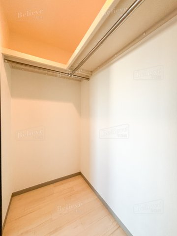 イーハトーブ櫛原の収納|ウォークインクローゼットなので収納豊富です★