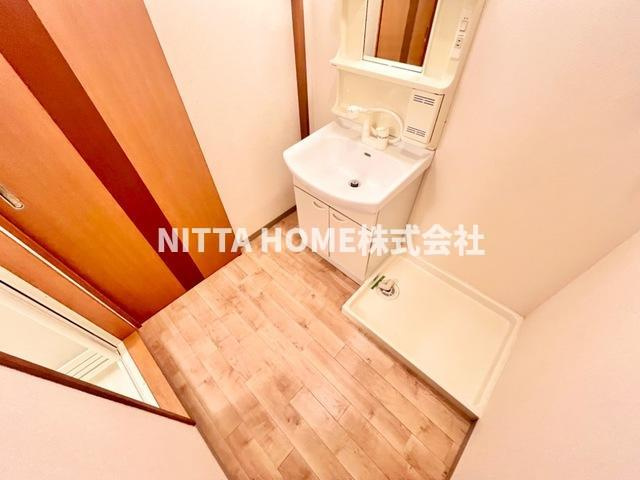 ベルメゾンの洗面所|シャワー付き洗面化粧台で身支度はバッチリ◎