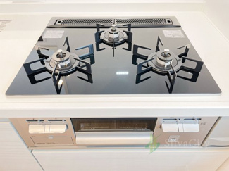 【キッチン】 | 双葉クラウンハイツ | 三口ガスコンログリル付き