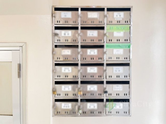 【設備】 | 双葉クラウンハイツ | 集合ポスト