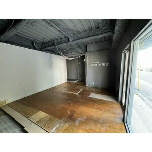 大阪市東成区深江北１丁目の店舗事務所の内装