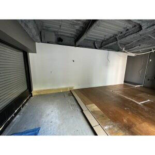 大阪市東成区深江北１丁目の店舗事務所の内装