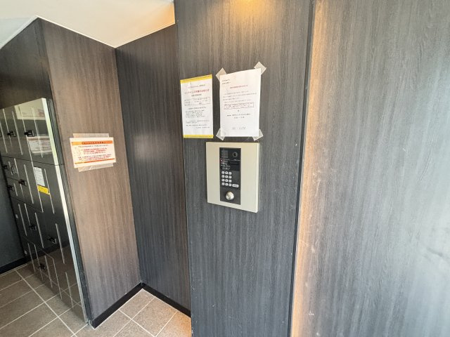 安心のモニター付きインターホン★