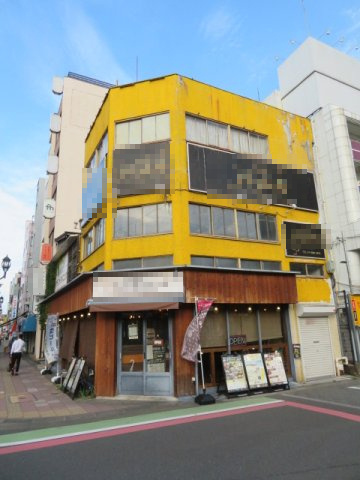 所沢市松葉町のビル