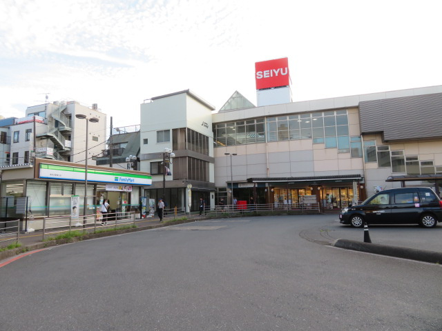 所沢市松葉町のビル