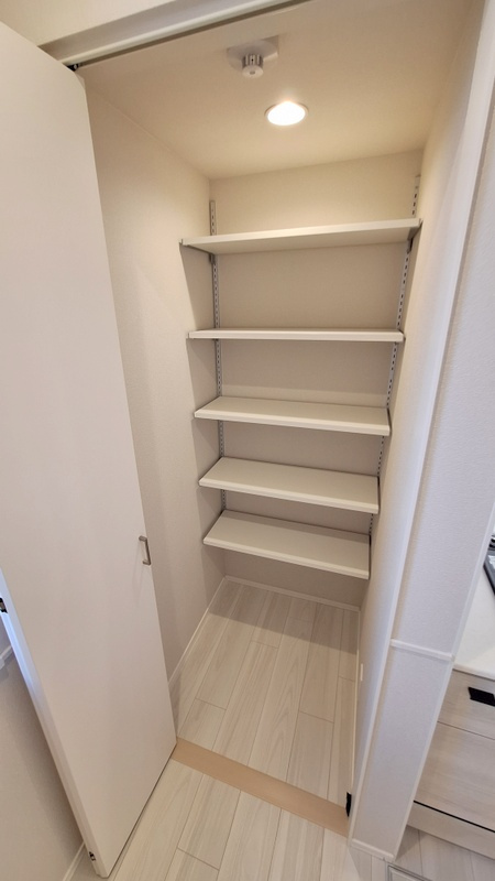 （仮称）川口市芝中田メゾンの収納