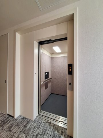 （仮称）川口市芝中田メゾンの居間・リビング