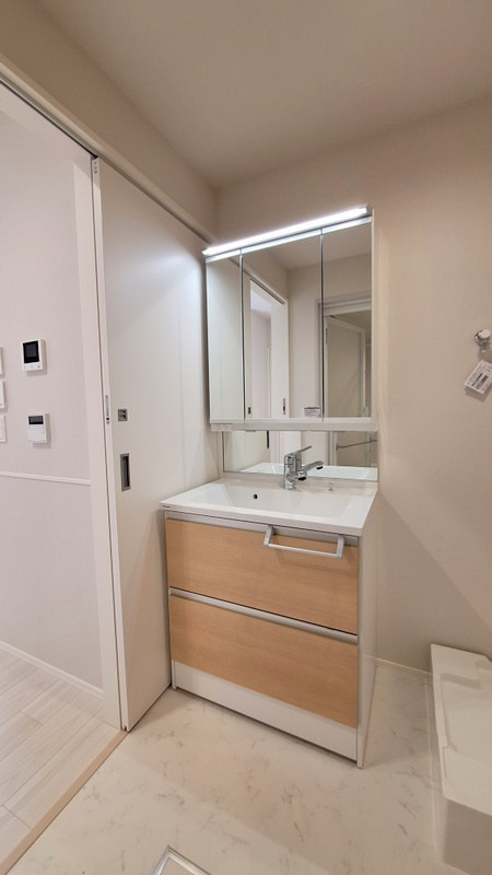 （仮称）川口市芝中田メゾンの独立洗面台