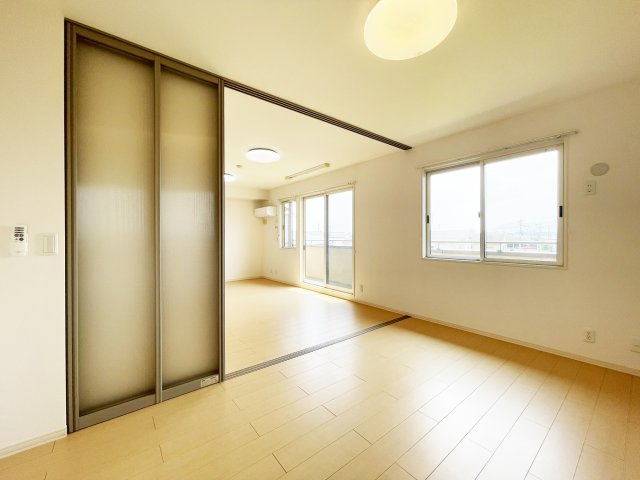 リヴェール北島の居間・リビング