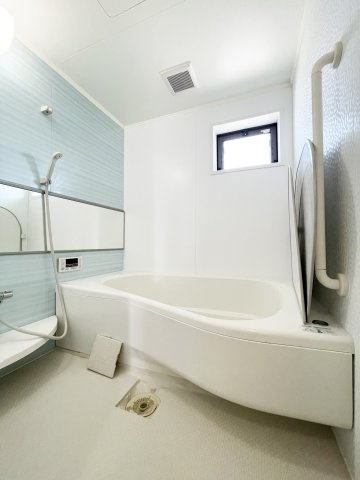 リヴェール北島の浴室
