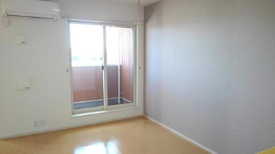 【居間・リビング】 | マードレ六番館