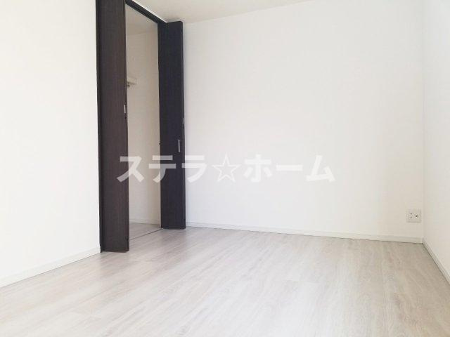 三津屋中2  中古戸建の洋室|使い勝手のいい洋室です