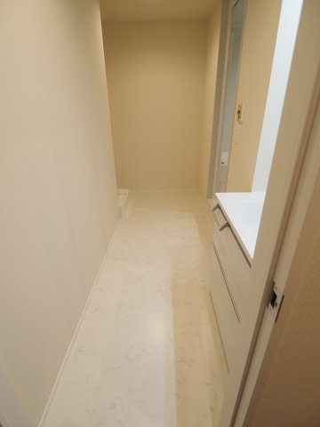 【その他】 | オカバ世田谷深沢ヘーベルメゾン | 洗面所ひろびろ！動線もよく家事も捗ります♪