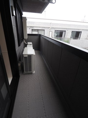 【バルコニー】 | オカバ世田谷深沢ヘーベルメゾン | 日当たりのいいバルコニー、洗濯物も良く乾きそうです！
