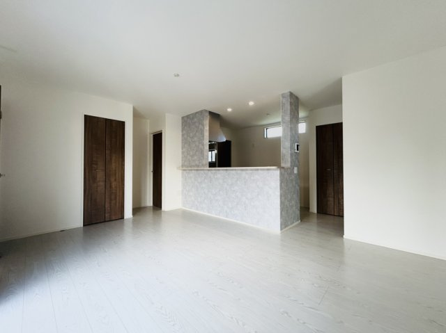 北九州市八幡西区小嶺台3丁目1期の居間・リビング