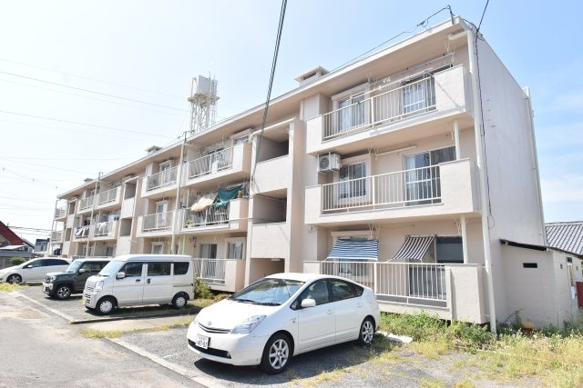 桜ヶ丘マンションの外観