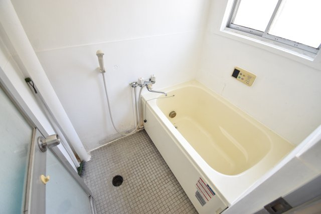 桜ヶ丘マンションの浴室