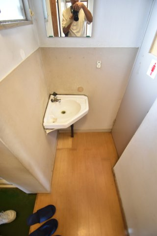 桜ヶ丘マンションの洗面所