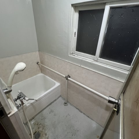 室蘭市御崎町２丁目1-20戸建の浴室