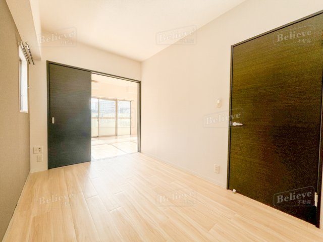 モントーレヒルズ東櫛原の寝室|クローゼット付の洋室です☆