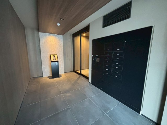 Ｌ’ｓ　Ｐｌｕｓ　豊玉南のエントランス