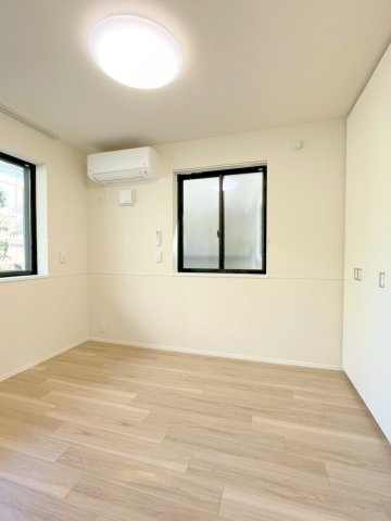 Ｌ’ｓ　Ｐｌｕｓ　豊玉南の居間・リビング