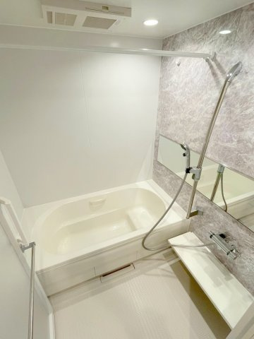 Ｌ’ｓ　Ｐｌｕｓ　豊玉南の浴室