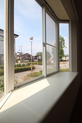 【その他】 | 飯島コーポ８ | 出窓です