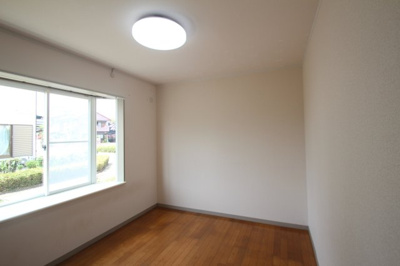 【寝室】 | 飯島コーポ８ | 北西の洋室です