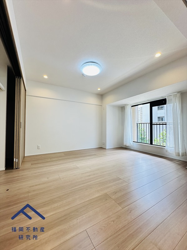 アーベインルネス大手町の洋室