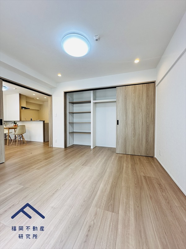 アーベインルネス大手町の洋室