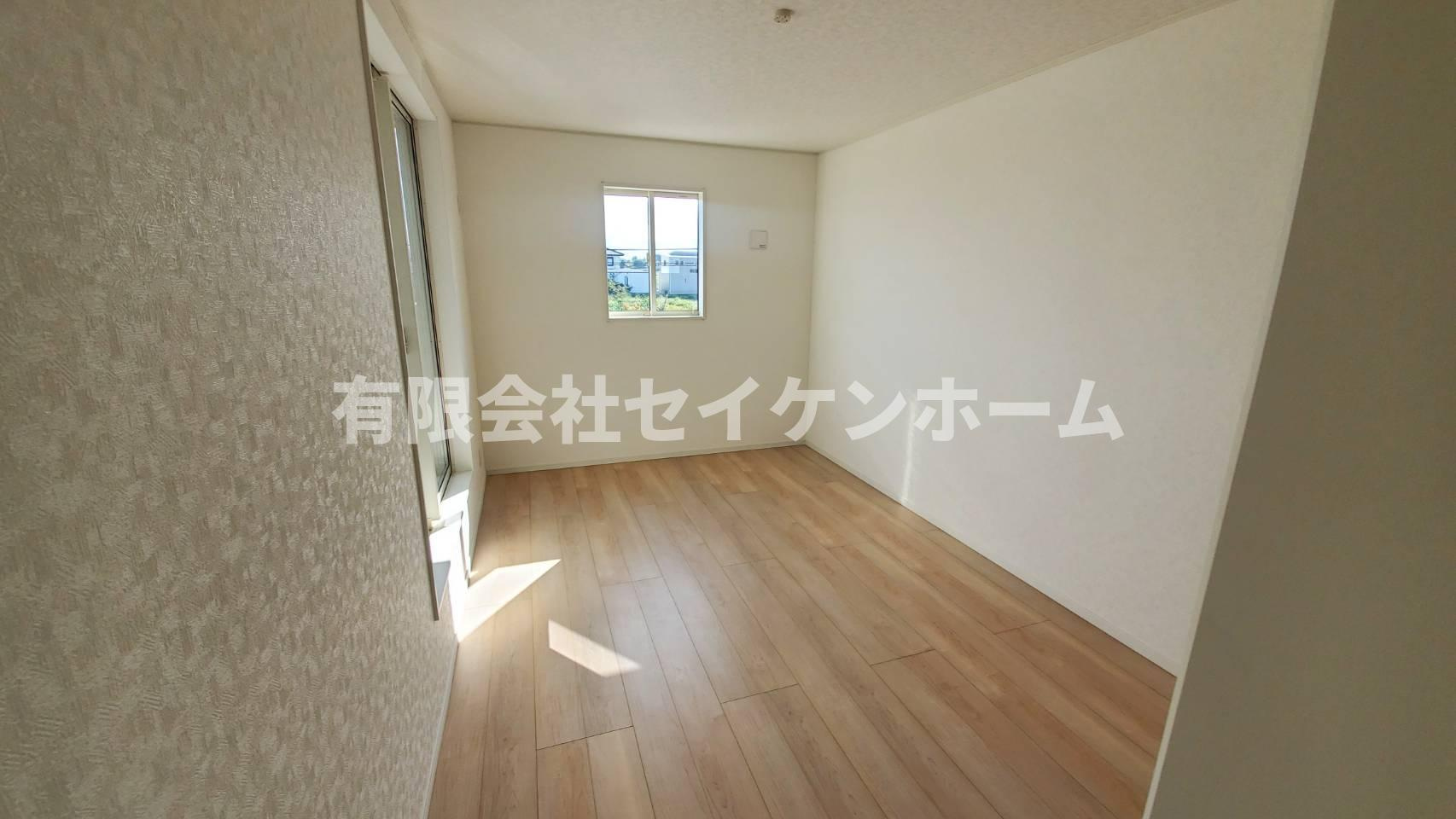 　深谷市武蔵野　第2の洋室