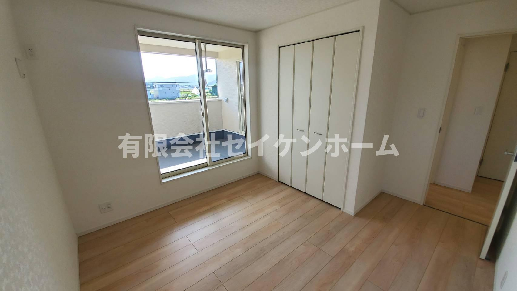 　深谷市武蔵野　第2の洋室