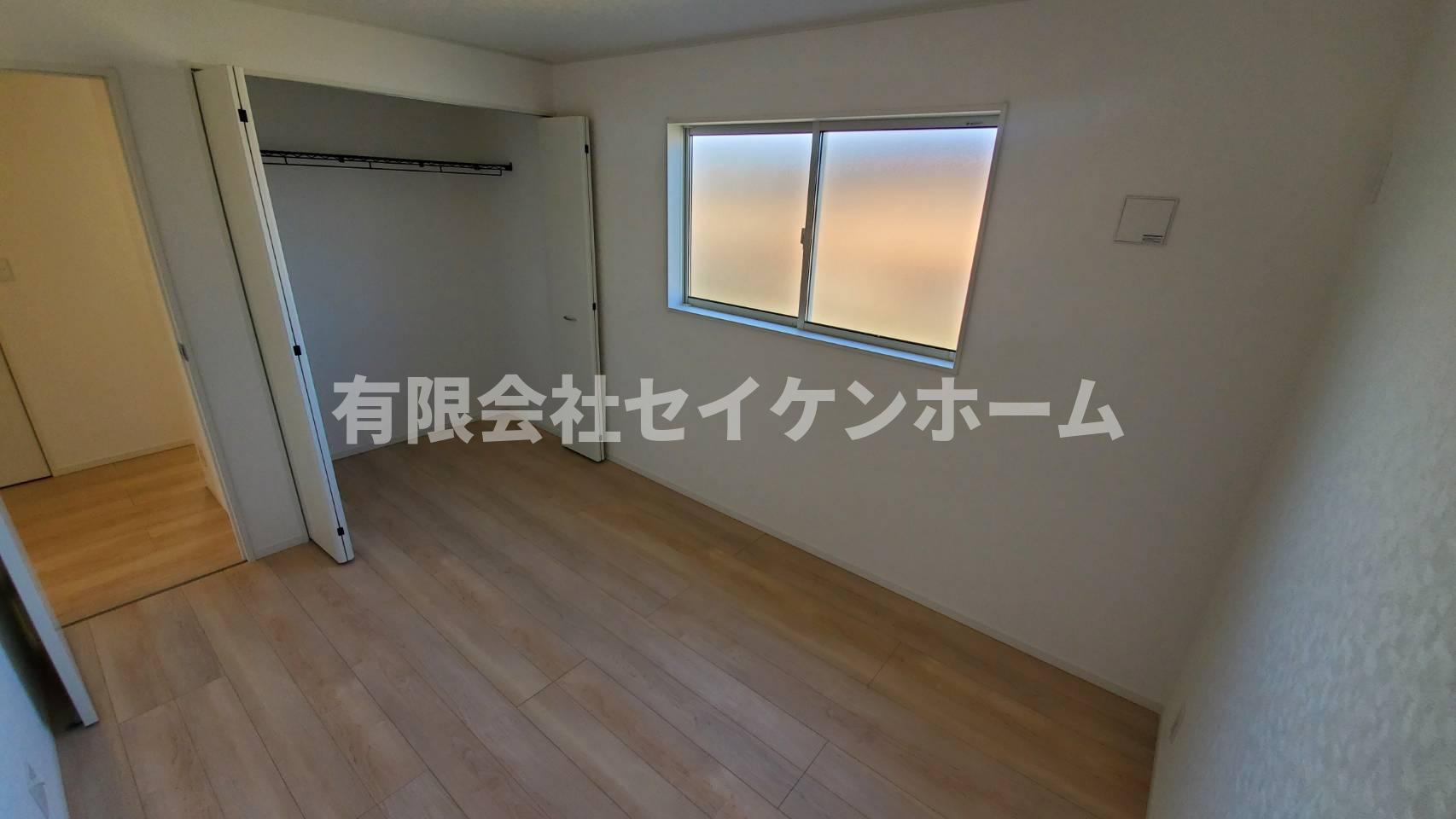 　深谷市武蔵野　第2の洋室