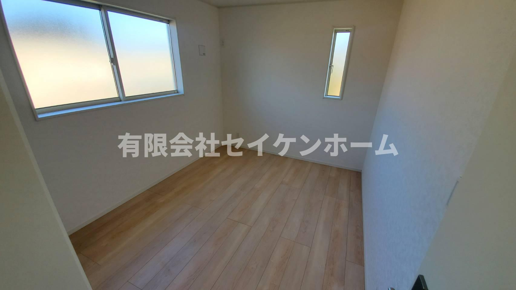 　深谷市武蔵野　第2の洋室