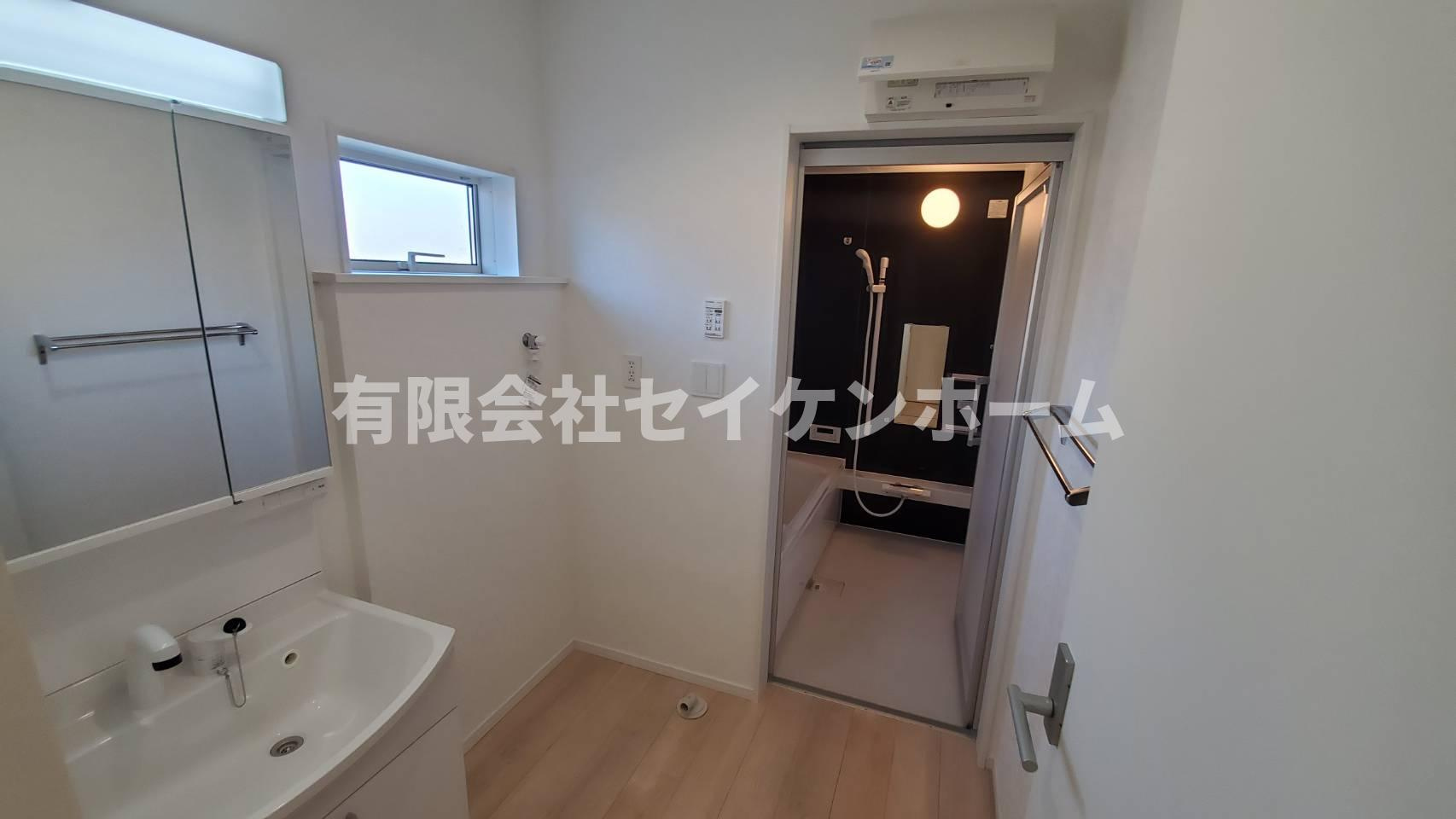 　深谷市武蔵野　第2の独立洗面台